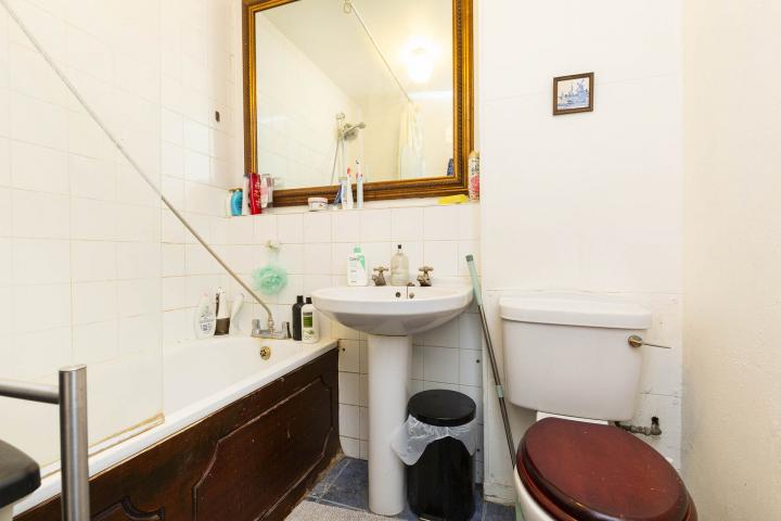 Stunning Sharers House Bransdale Close, West Hampstead